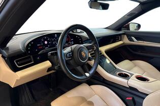Porsche Taycan vaihtoauto