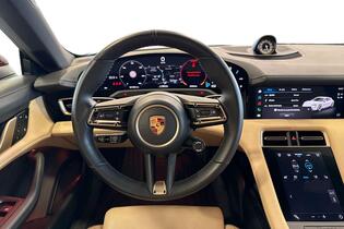 Porsche Taycan vaihtoauto