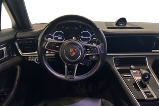 Porsche Panamera vaihtoauto