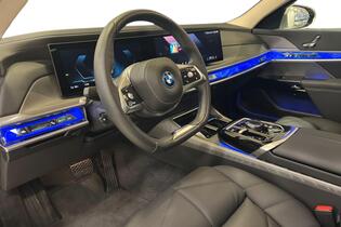 BMW i7 vaihtoauto