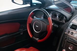 Aston Martin Vantage vaihtoauto