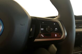 BMW i5 vaihtoauto