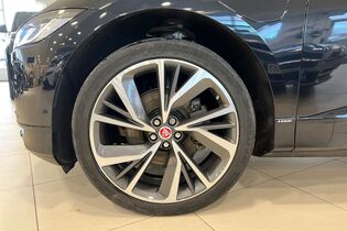 Jaguar I-PACE vaihtoauto