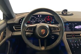 Porsche Taycan vaihtoauto