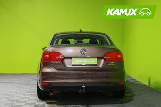 Volkswagen Jetta vaihtoauto