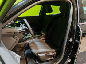 Peugeot e-2008 vaihtoauto