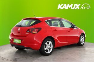 Opel Astra vaihtoauto