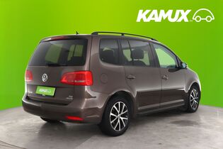Volkswagen Touran vaihtoauto