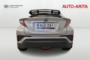 Toyota C-HR vaihtoauto