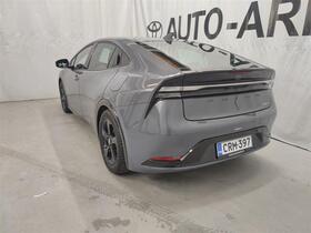 Toyota Prius Plug-in vaihtoauto