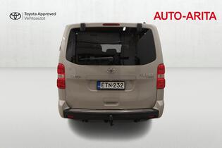 Toyota Proace Verso vaihtoauto
