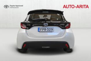 Toyota Yaris vaihtoauto