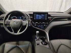 Toyota Camry vaihtoauto