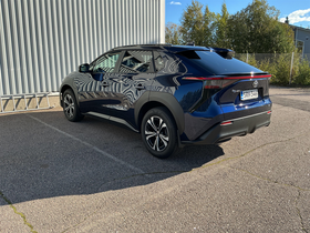 Toyota bZ4X vaihtoauto