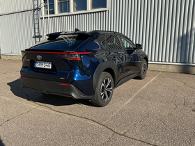 Toyota bZ4X vaihtoauto