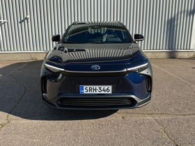 Toyota bZ4X vaihtoauto