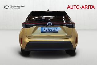 Toyota Yaris Cross vaihtoauto