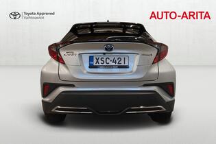 Toyota C-HR vaihtoauto