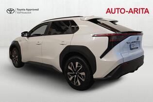 Toyota bZ4X vaihtoauto