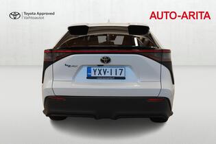 Toyota bZ4X vaihtoauto