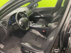 Lexus IS vaihtoauto
