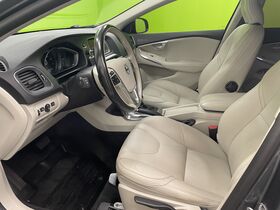 Volvo V40 vaihtoauto