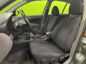 Nissan Almera vaihtoauto