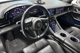 Porsche Taycan vaihtoauto