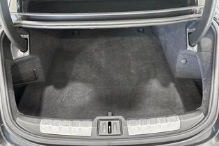 Porsche Taycan vaihtoauto