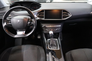 Peugeot 308 vaihtoauto