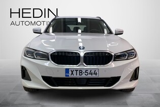 BMW 330 vaihtoauto