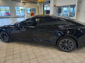 Tesla Model S vaihtoauto