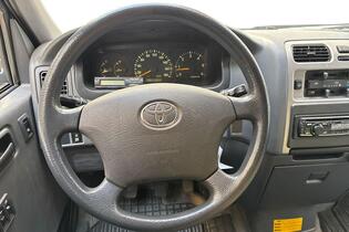 Toyota Hiace vaihtoauto