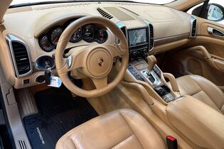 Porsche Cayenne vaihtoauto