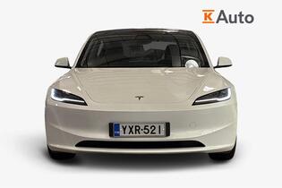 Tesla Model 3 vaihtoauto