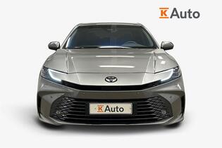 Toyota Camry vaihtoauto