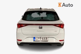 SEAT Leon Sportstourer vaihtoauto
