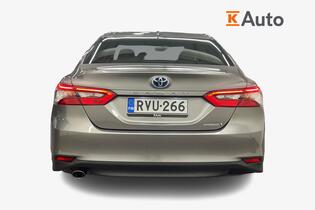 Toyota Camry vaihtoauto