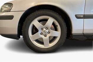 Volvo V70 vaihtoauto