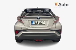 Toyota C-HR vaihtoauto