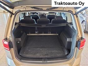 Volkswagen Touran vaihtoauto