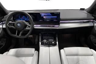 BMW i5 vaihtoauto