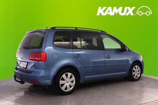 Volkswagen Touran vaihtoauto