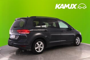 Volkswagen Touran vaihtoauto