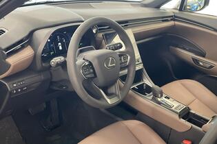 Lexus LBX vaihtoauto