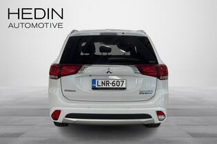 Mitsubishi Outlander PHEV vaihtoauto