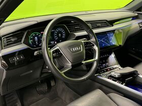 Audi e-tron vaihtoauto