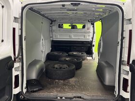 Nissan NV300 vaihtoauto