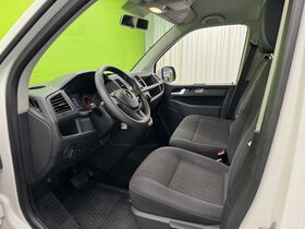 Volkswagen Caravelle vaihtoauto