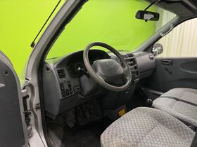 Toyota Hiace vaihtoauto